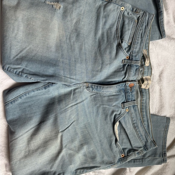 Women’s universal thread mid rise curvy skinny - Picture 3 of 7